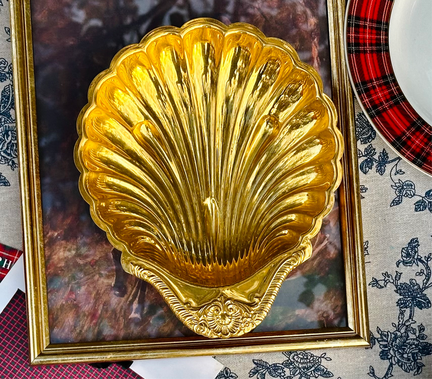 Regency Gold-Plated Shell Dish