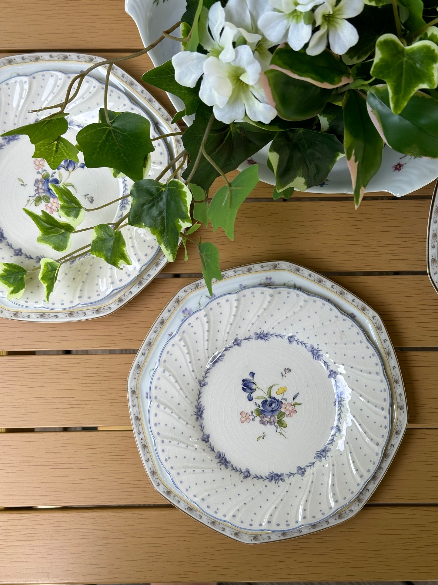 Peony Delight Salad Plates