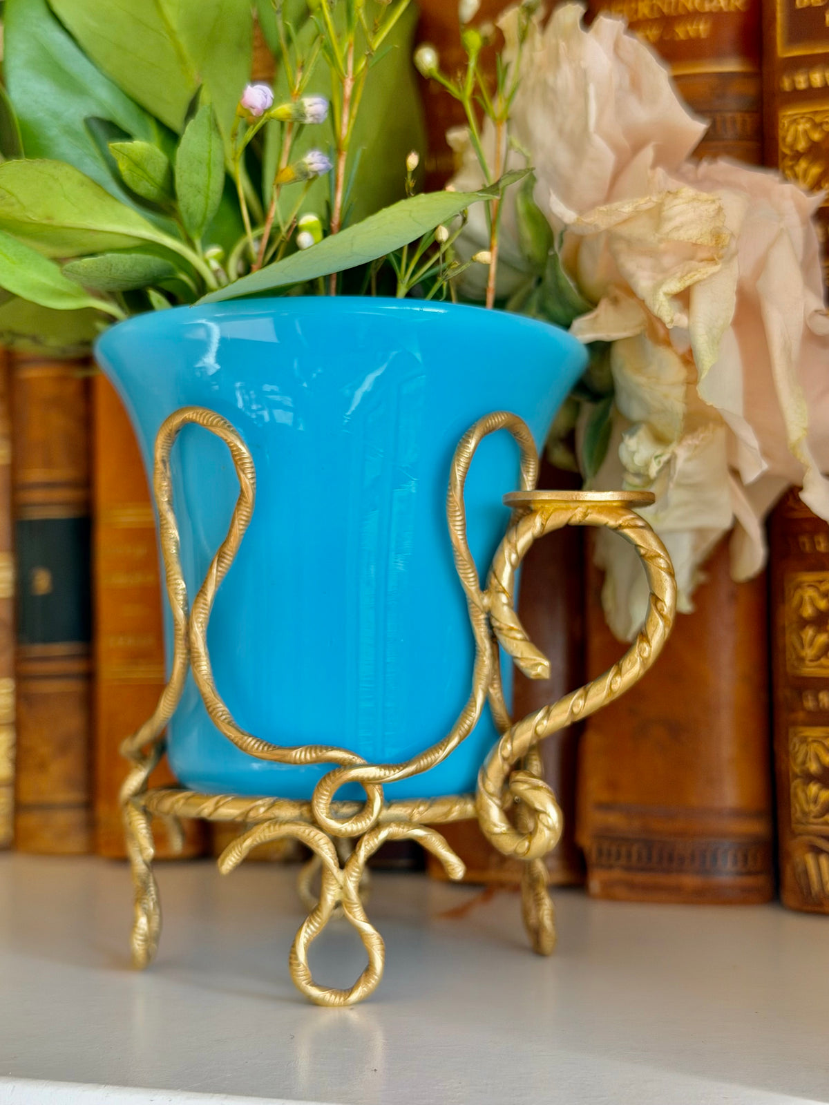 Turquoise Opaline Cup in Gilt Bronze Rope Stand