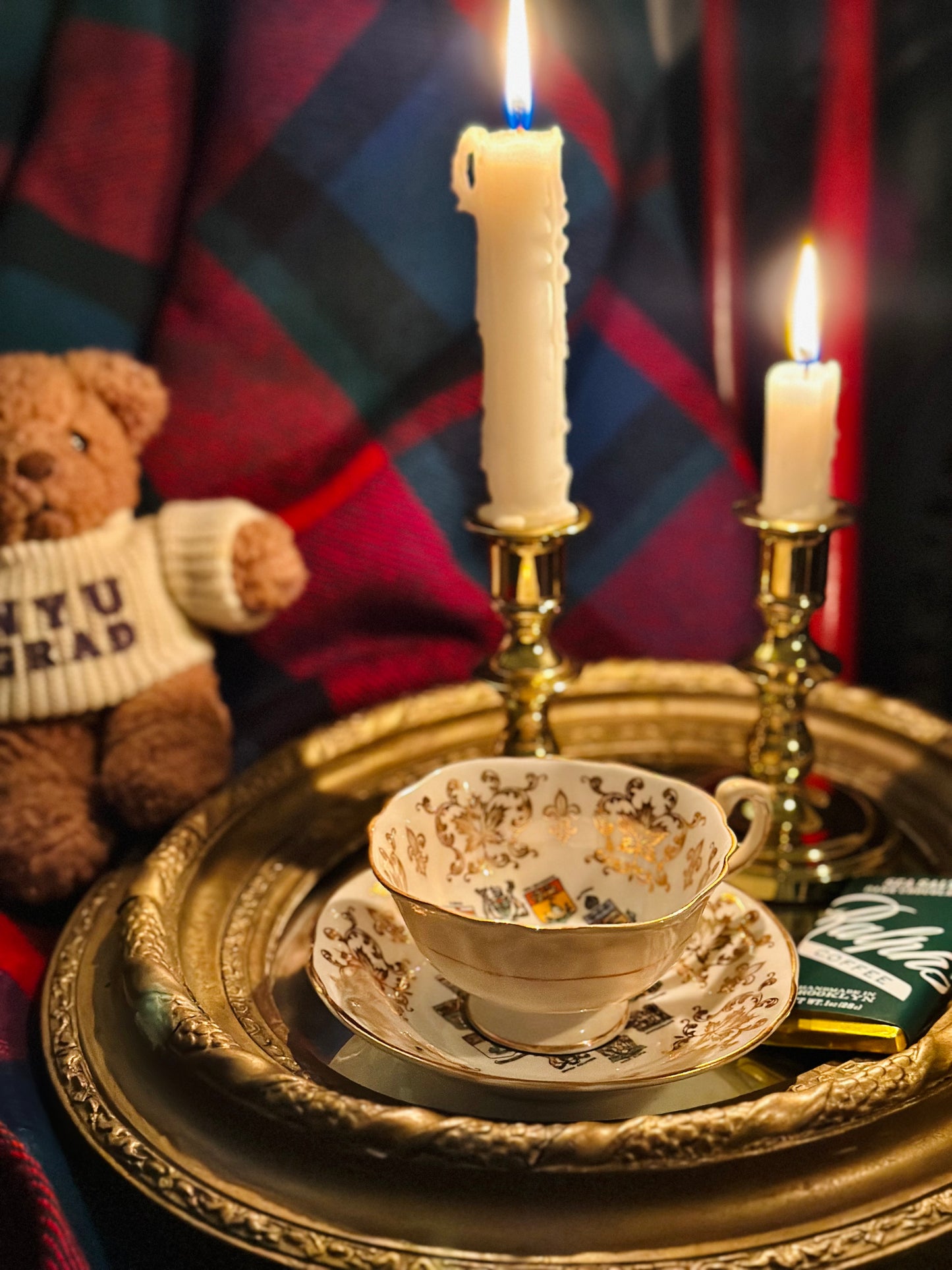 Maple Leaf Majesty Teacup Set