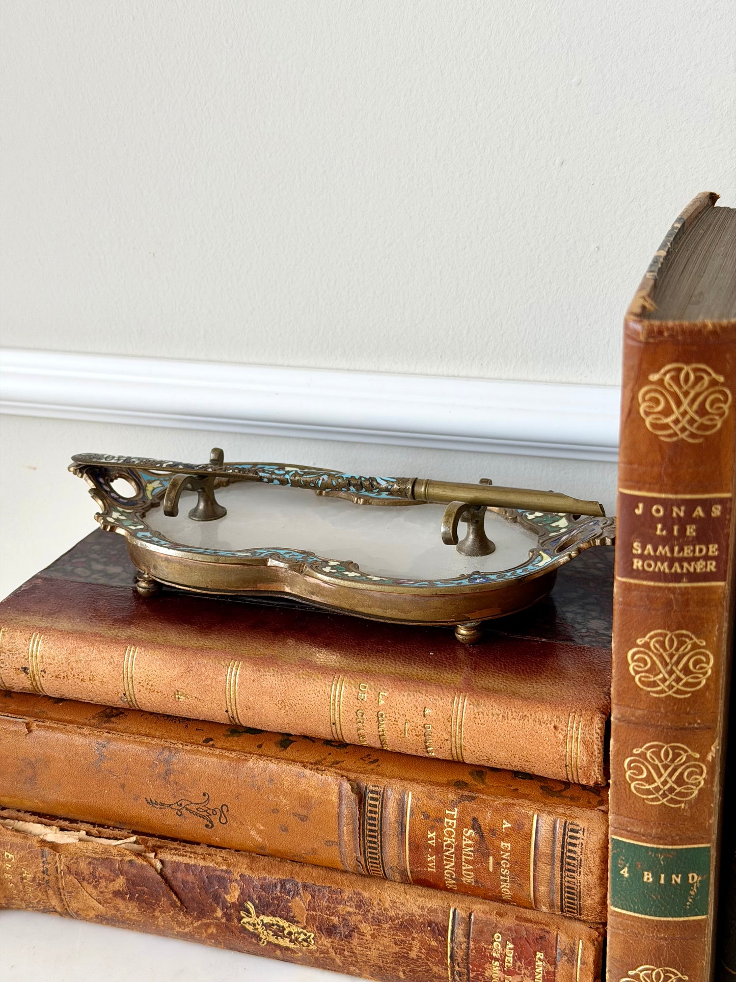 Champlevé and onyx quill stand