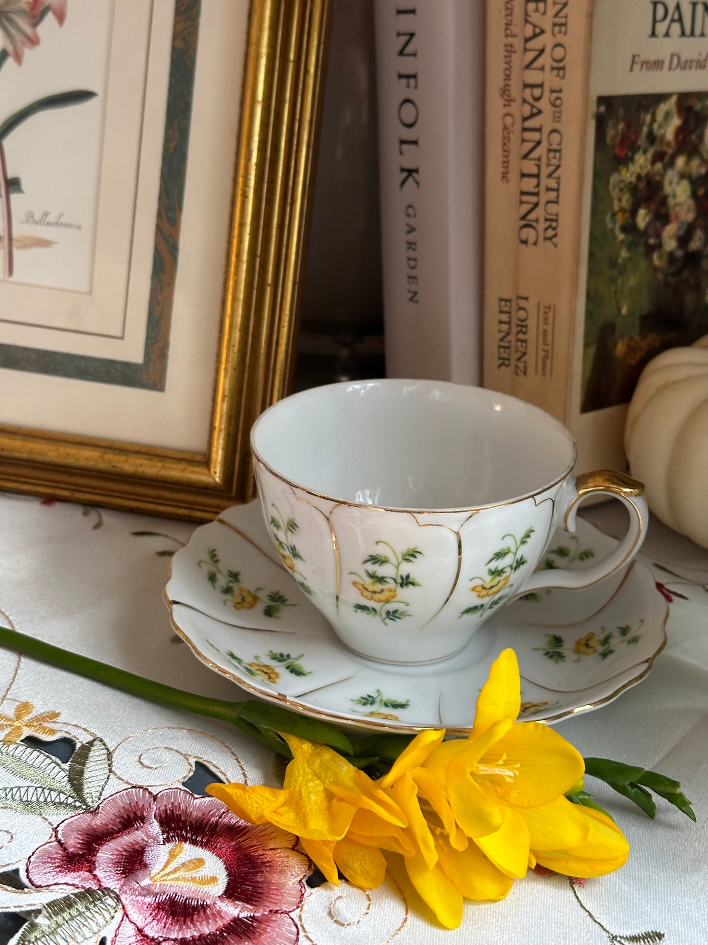 Noritake Daffodil Teacup set