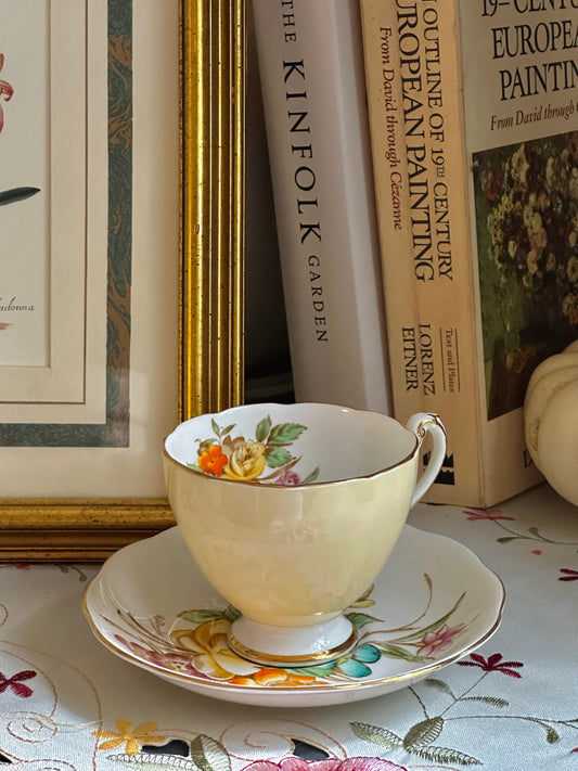 Roslyn Sunningdale Teacup Set